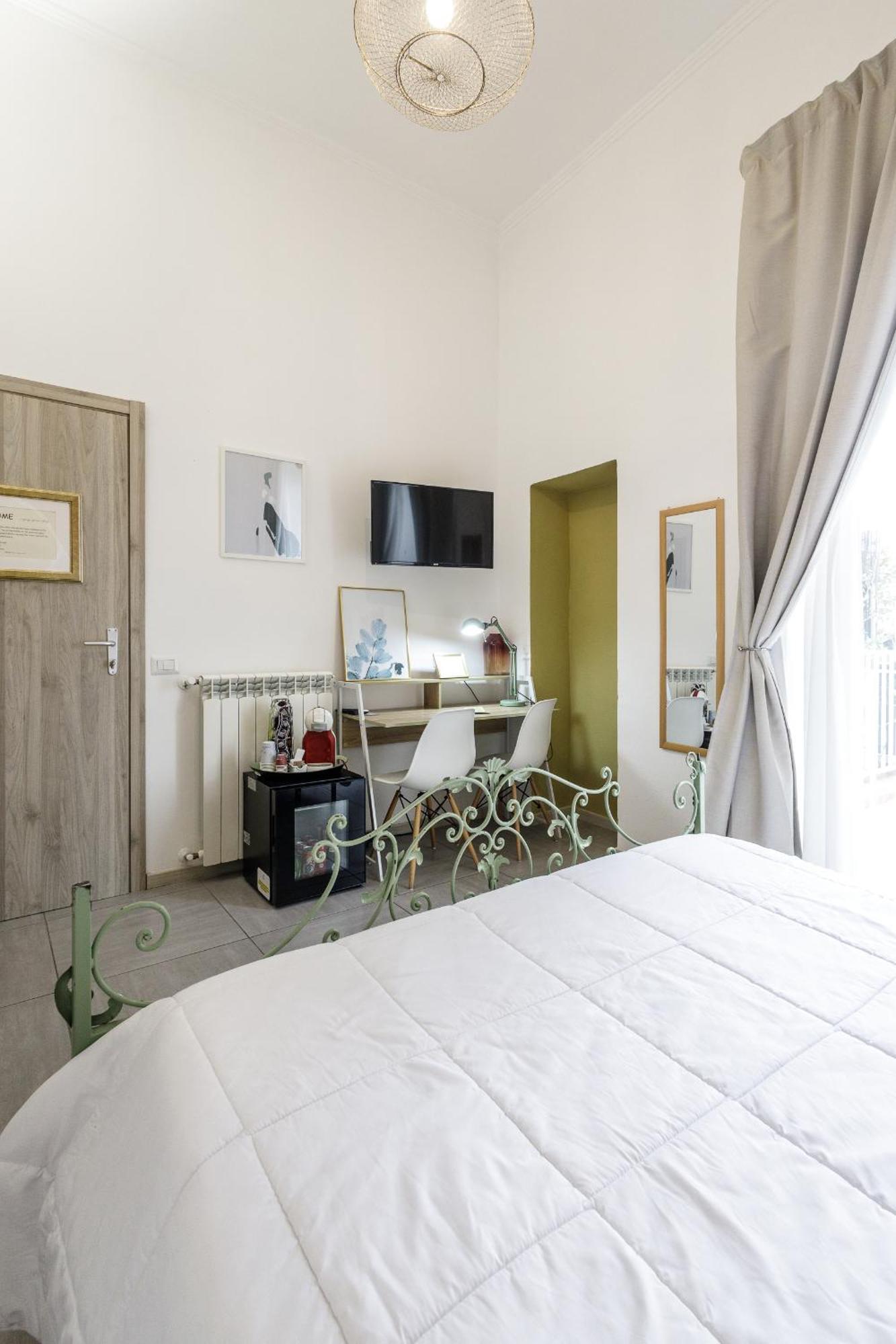 Civico13 Bed & Breakfast Naples Exterior photo